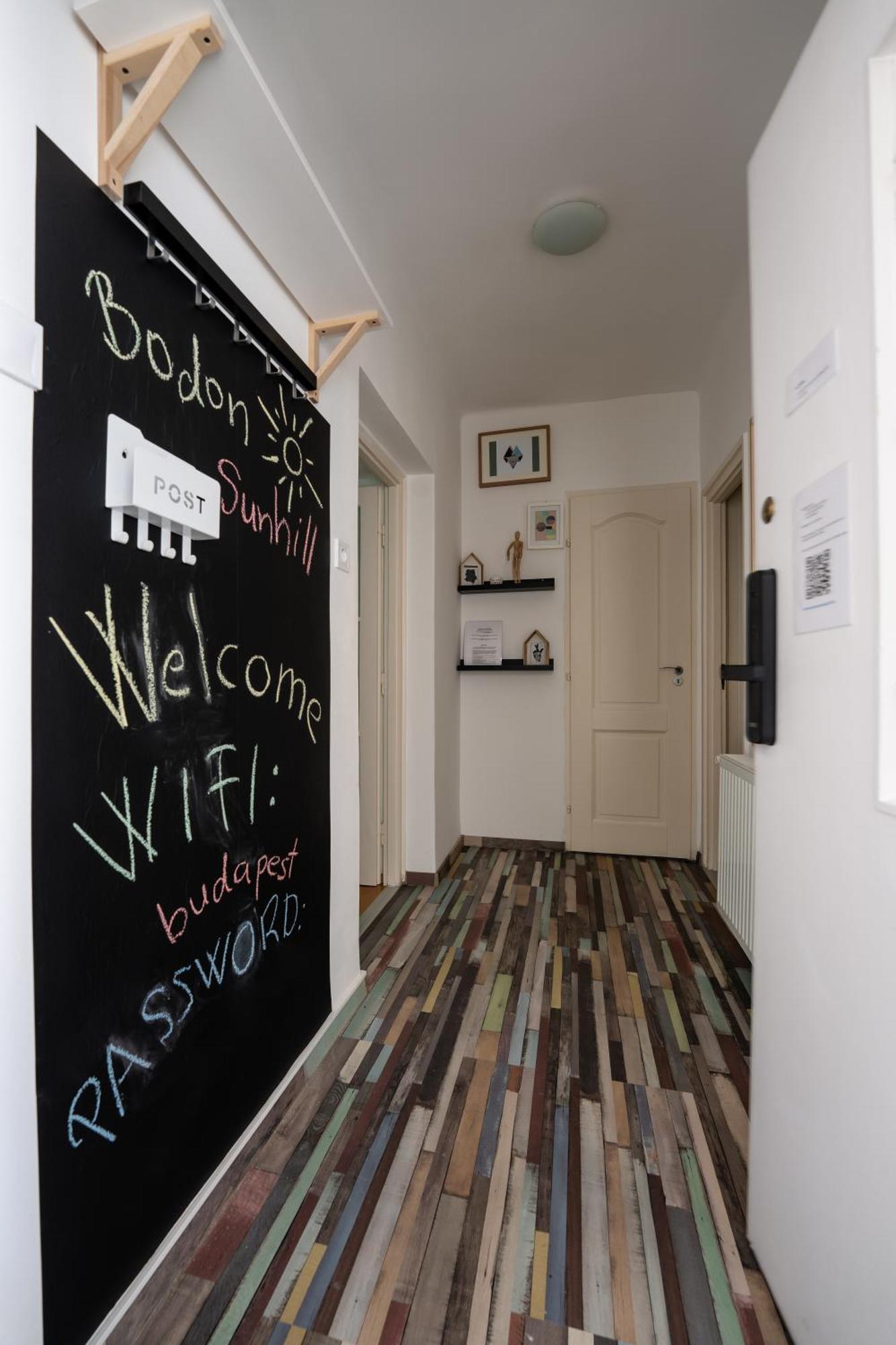 Peaceful Apartment Near Buda Castle And Chain Bridge Budapesta Exterior foto